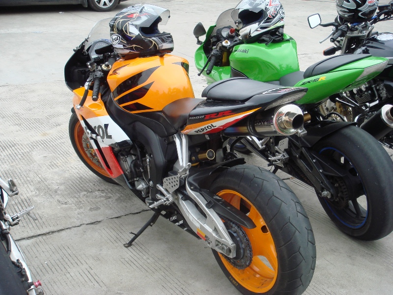 新塘出售05CBR1000RR$56789