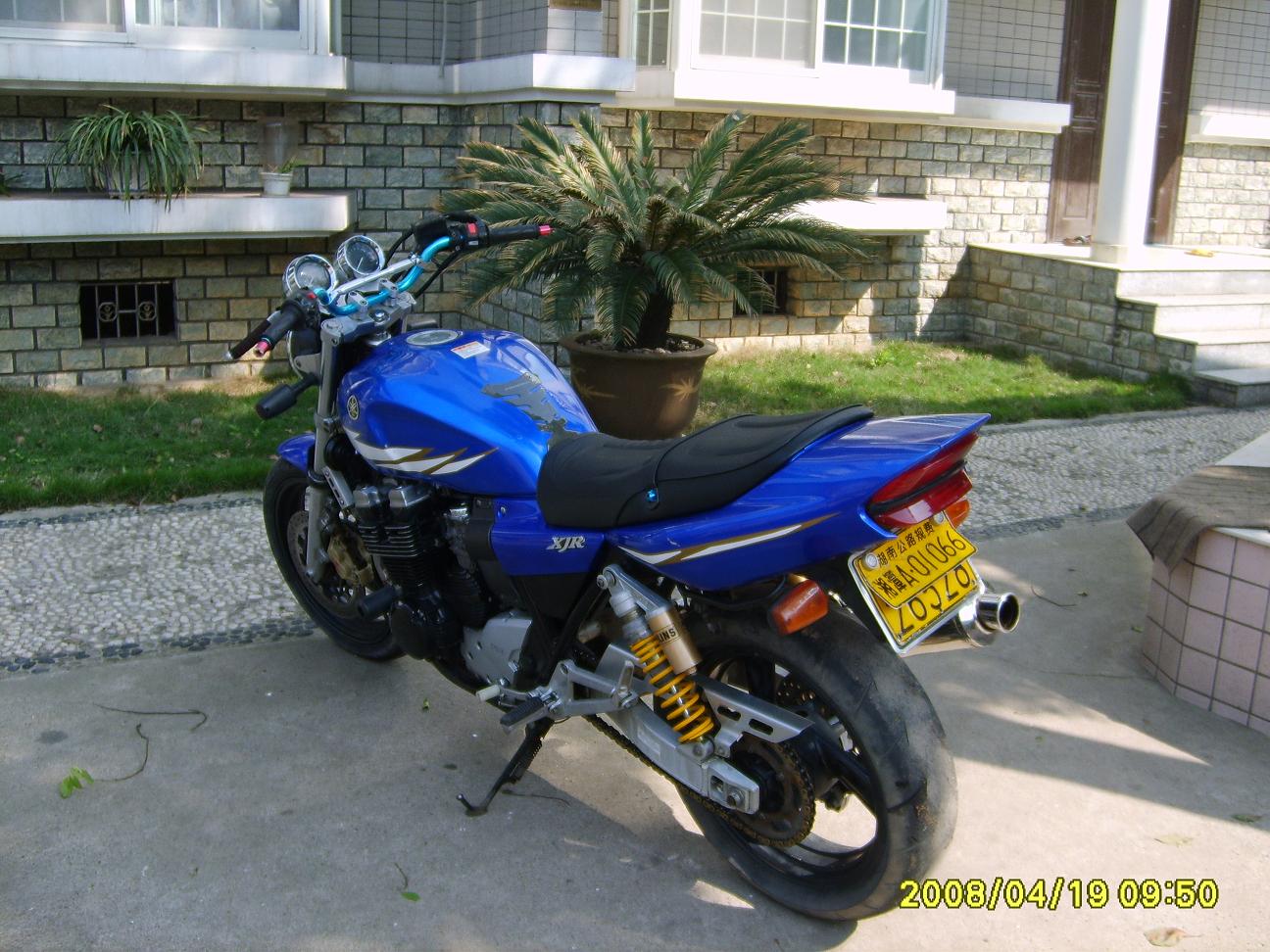 湖南湘潭11800出售00XJR400!!!!!!