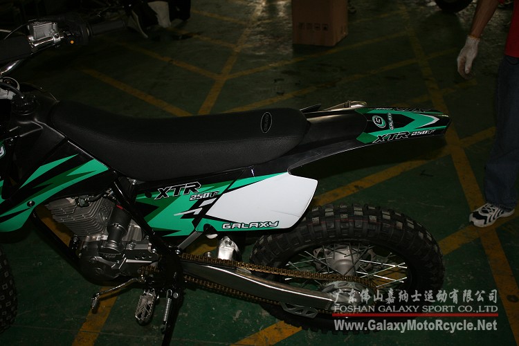今天布置GALAXY展厅