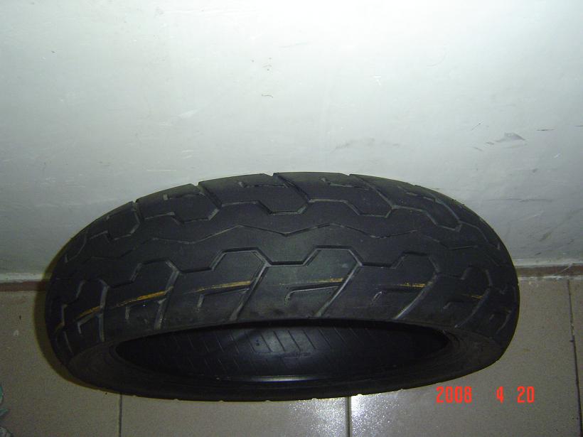 东莞400元卖条邓录铺后轮胎型号140-70-17