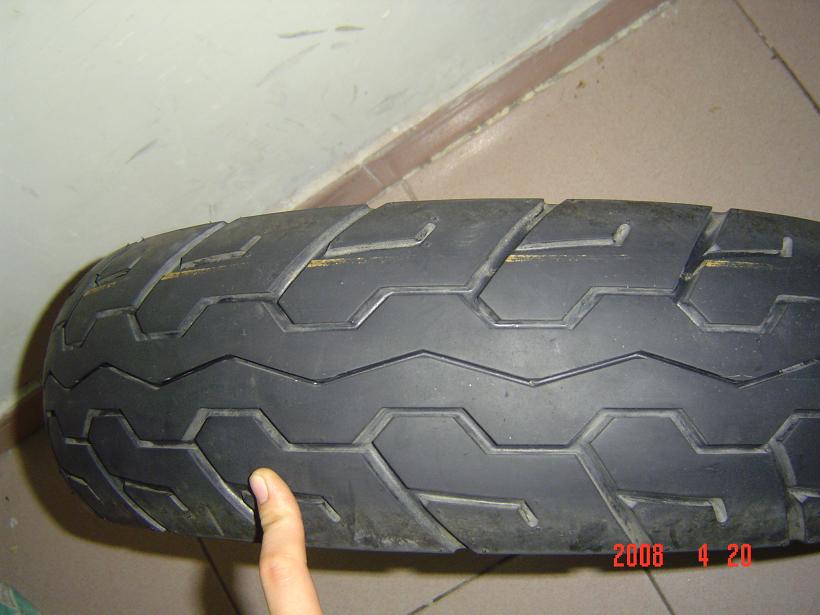 东莞400元卖条邓录铺后轮胎型号140-70-17