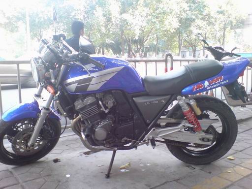 佛山出售精神CB400一台7500元