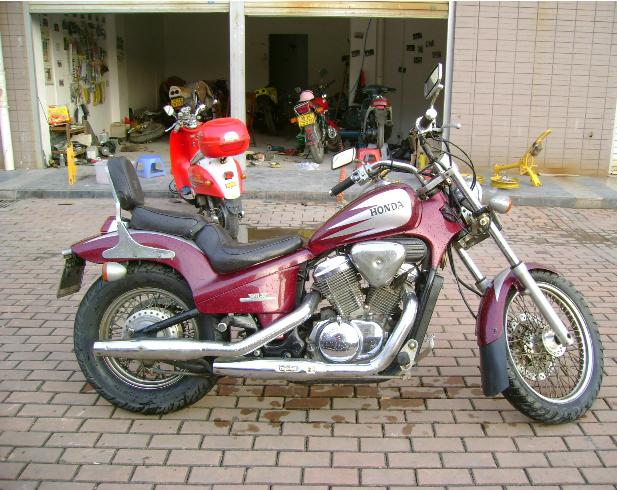 [推荐]广西玉林市便宜出售本田CBR250-22期价格4200和本田Steed -400（铁马）价格5000