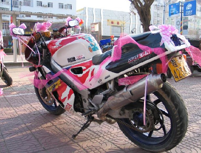 广西钦州8000卖部90年VFR400