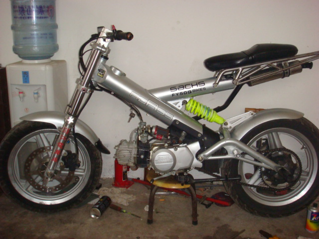 广东湛江3600元出售飞鹰原厂刀郎RC505！（已改了110C发动机）