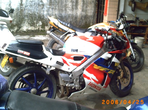 广西钦州8000卖部90年VFR400