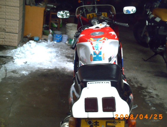 广西钦州8000卖部90年VFR400