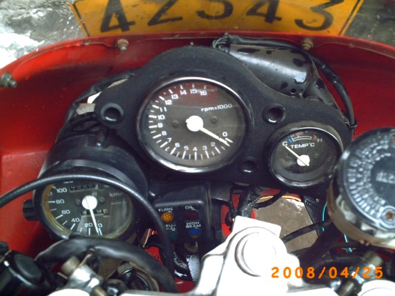 广西钦州8000卖部90年VFR400