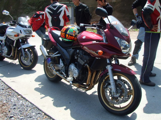 5gfG6v0f.jpg