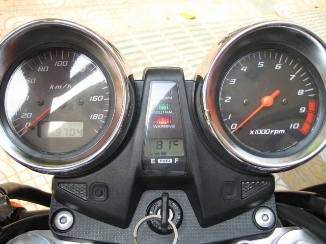 广东肇庆端州28000元出售01  CB1300！！！