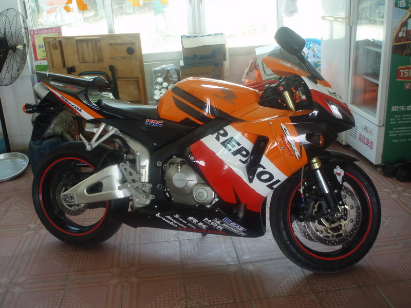 广东深圳43888急售本田05年CBR600F5