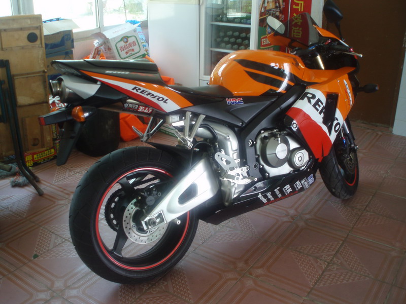 广东深圳43888急售本田05年CBR600F5