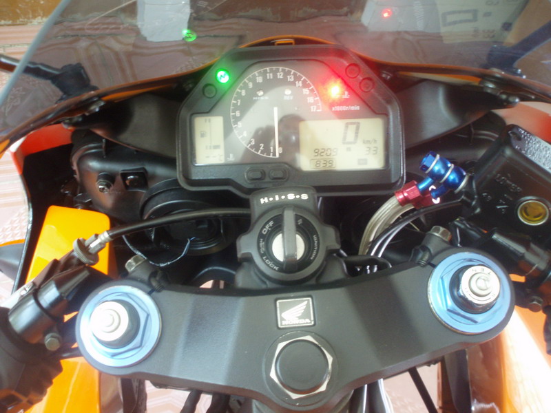 广东深圳43888急售本田05年CBR600F5