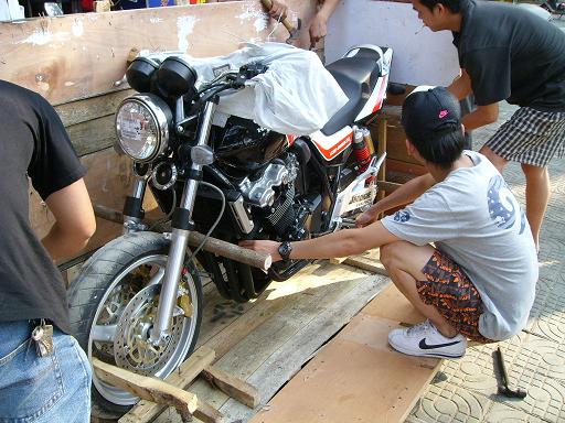 湛江VTEC 3`处女开苞拉,与大家分享一下喜悦!