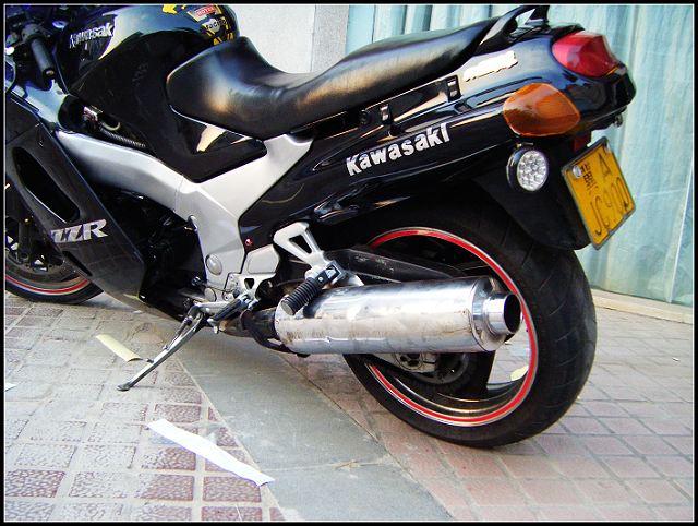 代友出售99年ZZR1100