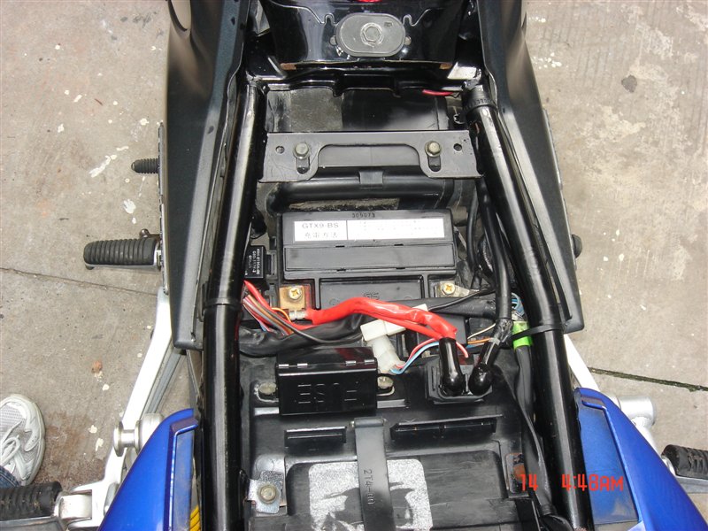 01年YAMAHA.XJR1300街车出售,价格;2.3万,车况一流,