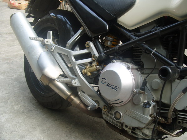 惠州35000转让01电喷DUCATI  M900