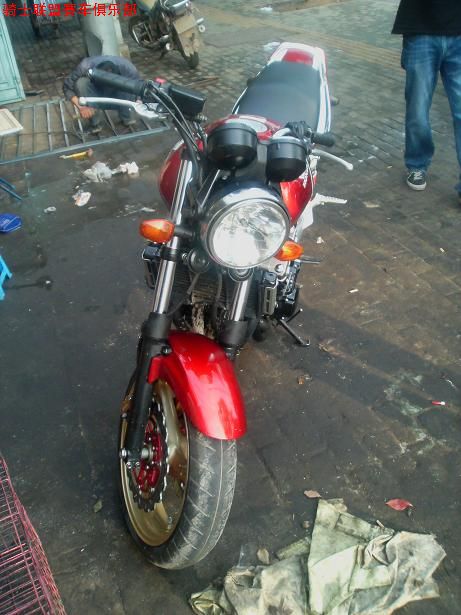 武汉2万6500出06年CB400
