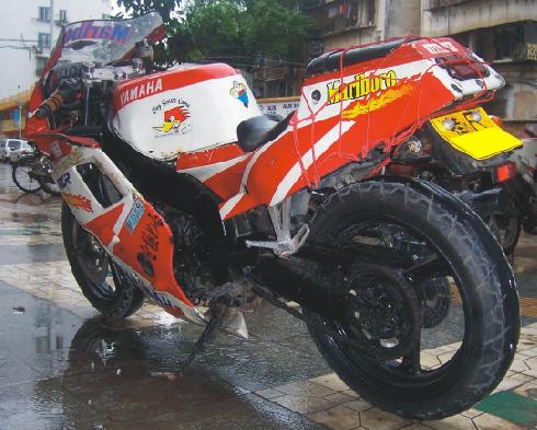 梧州3900元出台闲置的FZR250