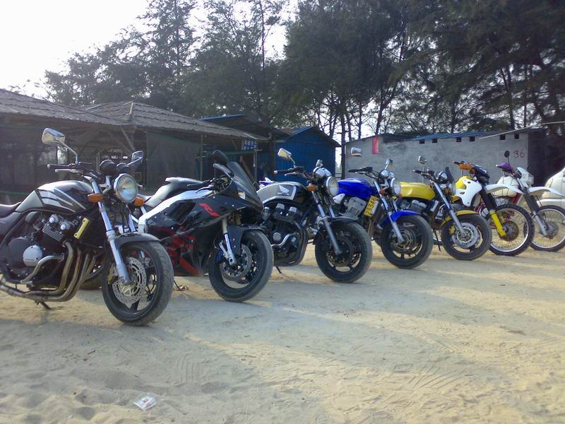 深圳南山出CB750一台14000元
