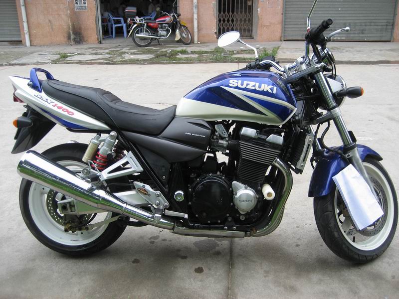 广东江门蓬江转让三台车（本田太子1100，雅马哈街车FZ600，凌木大魔神街车GSX1400）