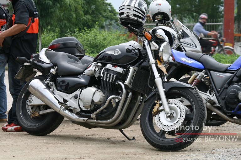 开平代友28800元转让HONDA 1300CC大水牛X4一台,真牌