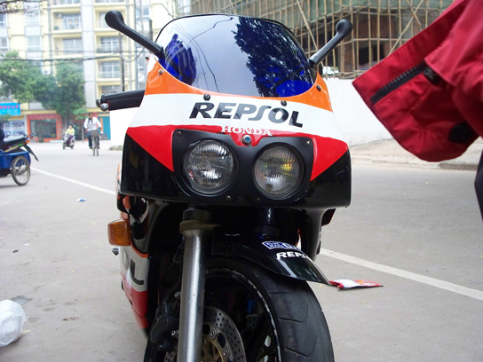 [原创]广西东兴代友发贴出售CBR400RR