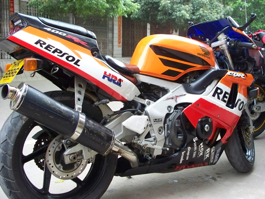[原创]广西东兴代友发贴出售CBR400RR