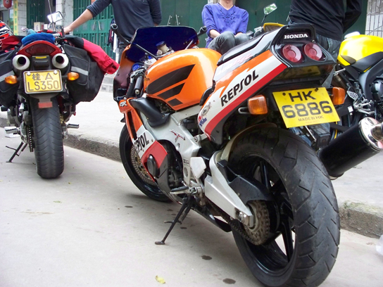 [原创]广西东兴代友发贴出售CBR400RR