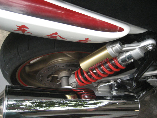 广东佛山出售非常精神的98cb1300，坚牌坚证