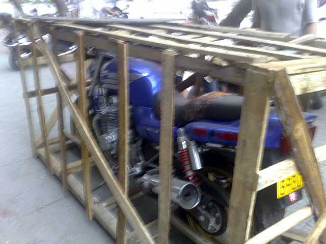 湛江  CB 750 装车记