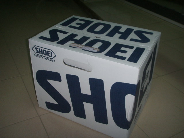 端午节过香港入手SHOEi X-9 fab 最新凤凰花头盔