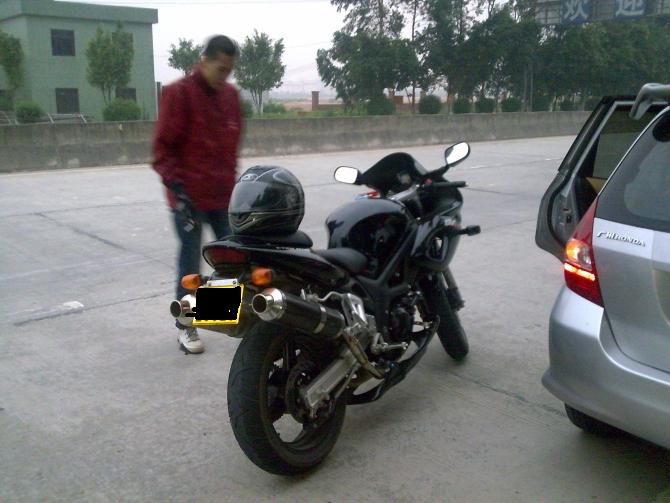 清远24800元出售04年SV650S