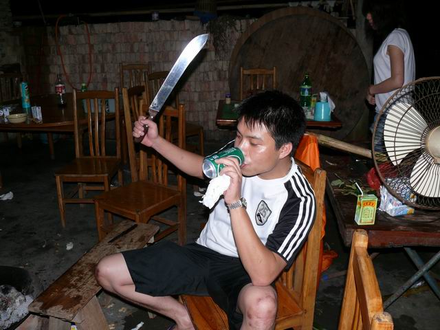 靓仔成新婚一周年纪念&烂滚山BBQ