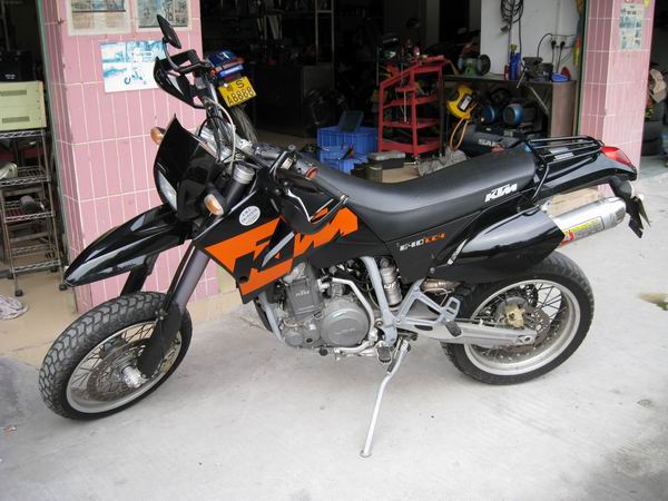 东莞45000元出售04年KTM640