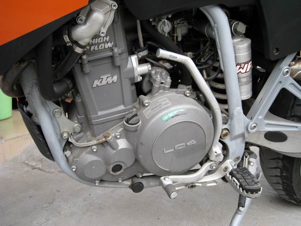 东莞45000元出售04年KTM640