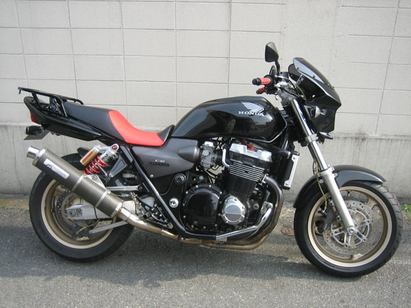 CB1300  改