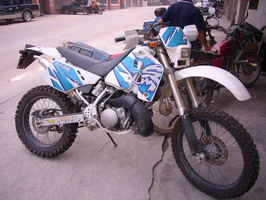 广东鹤山沙坪的CRM250,TDR125.KTM600出售