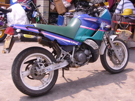 广东鹤山沙坪的CRM250,TDR125.KTM600出售
