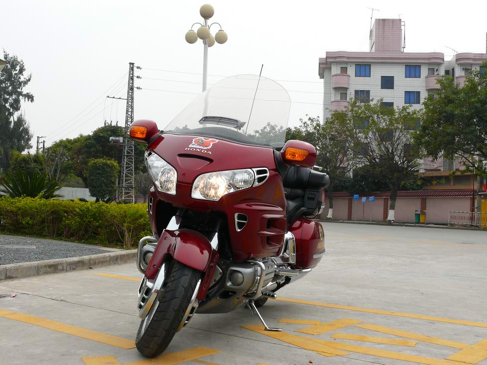 东莞凤岗130000代友出售GOLDWIND1800