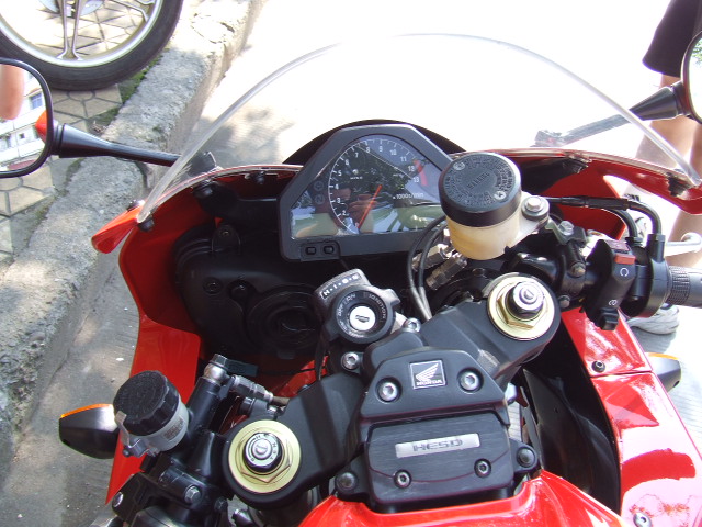 湖南资兴六万五千出05欧版CBR1000RR