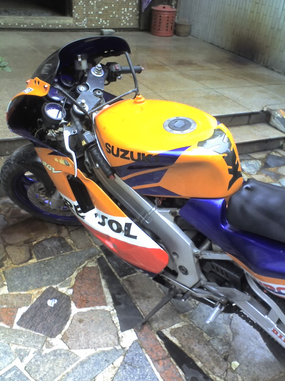 出售铃木RGV250～5500元