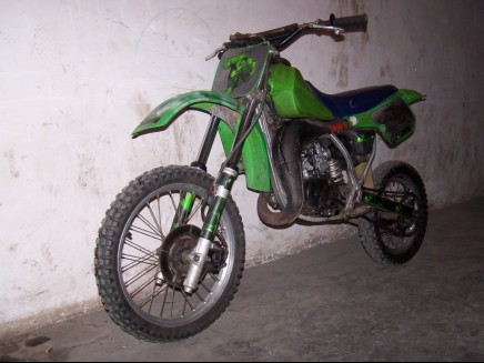 因为看上金翼1800.出售自己玩的3台车.小黄蜂.无法无天.KX80.价钱里面有  本人在贵州.遵义