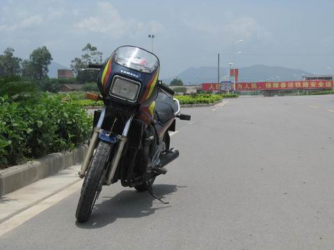 广西贵港市4500元出售雅马哈400旅行车