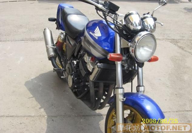 卖96CB400
