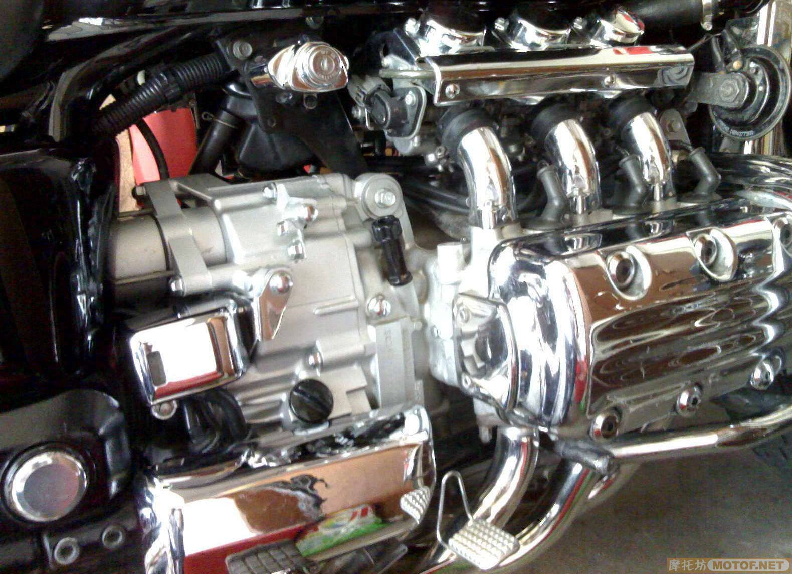 [原创]海南售HONDA VALKYRIE1500cc(大瓦)