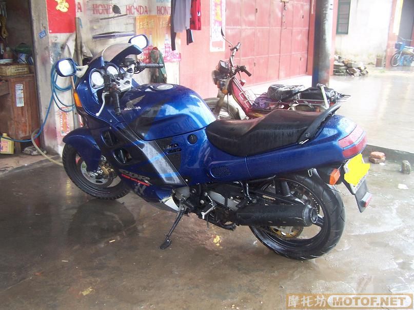 [推荐]肇庆四会代友18800出售本田CBR1000 一台...