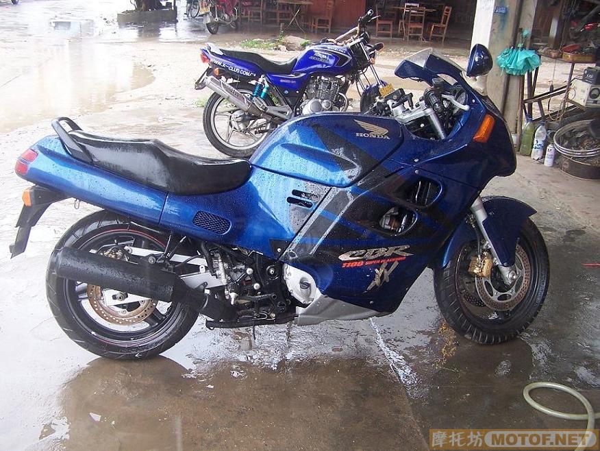 [推荐]肇庆四会代友18800出售本田CBR1000 一台...