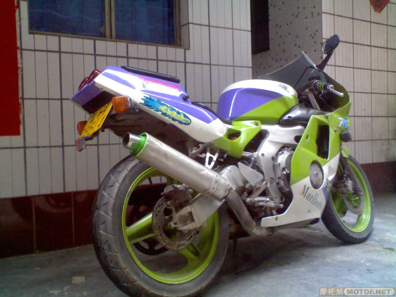 清远市区8800出售CBR22