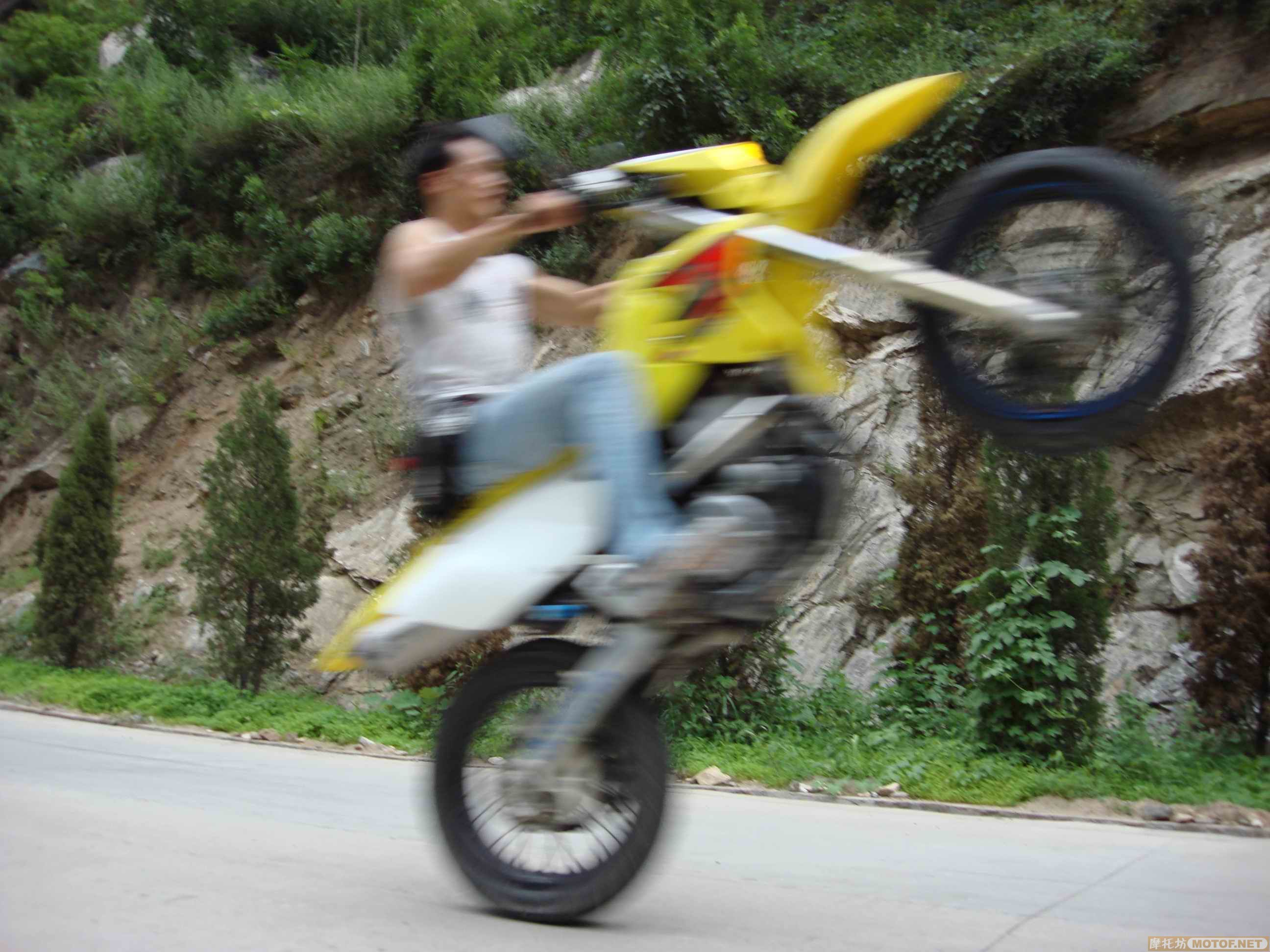 是老款了点。。。。